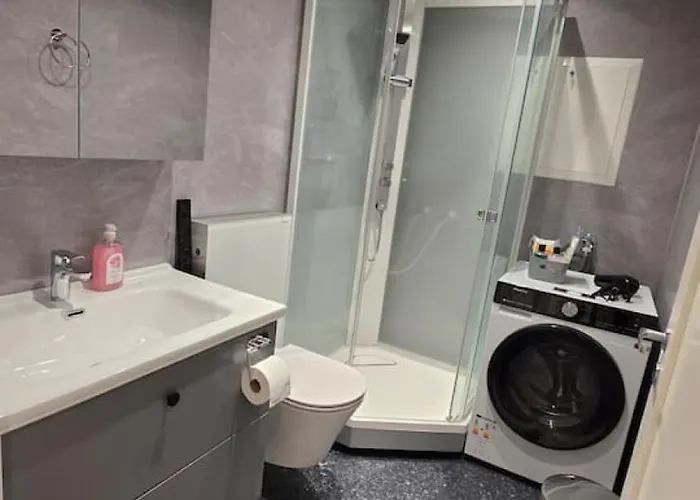 Arctic Nine - Nr 7 - On The Island * Tromsø