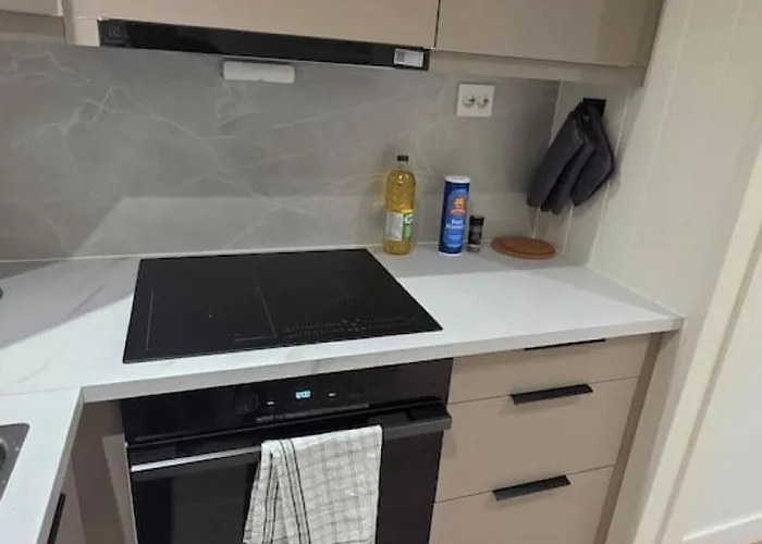 Arctic Nine - Nr 7 - On The Island Tromsø